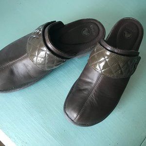 Crocs Brown Clogs with Patent Leather Detail